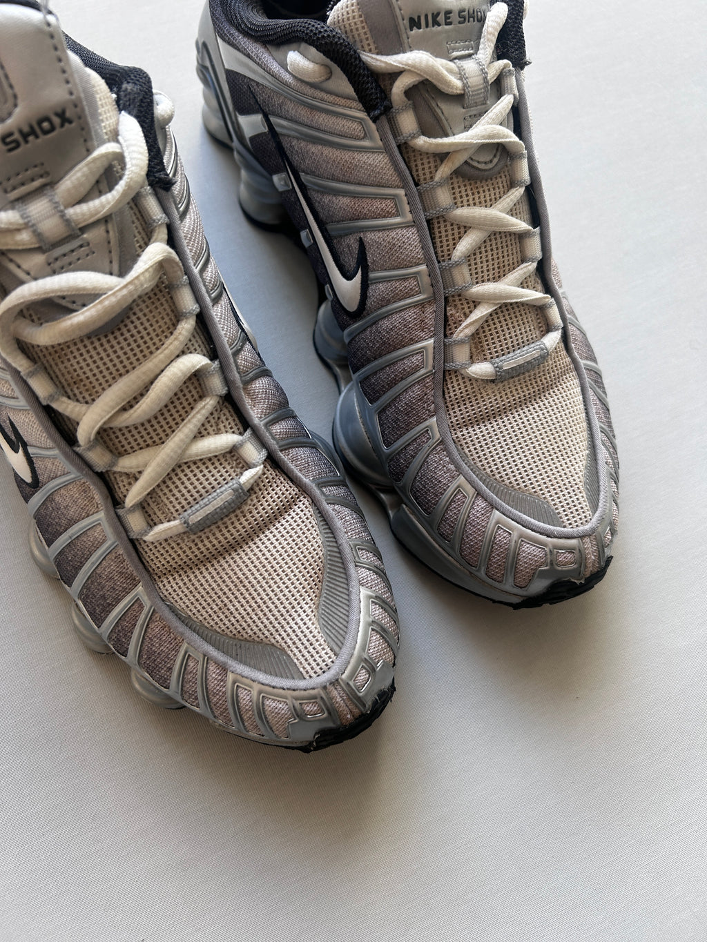NIKE SHOX TL “METALLIC SILVER” 43EU