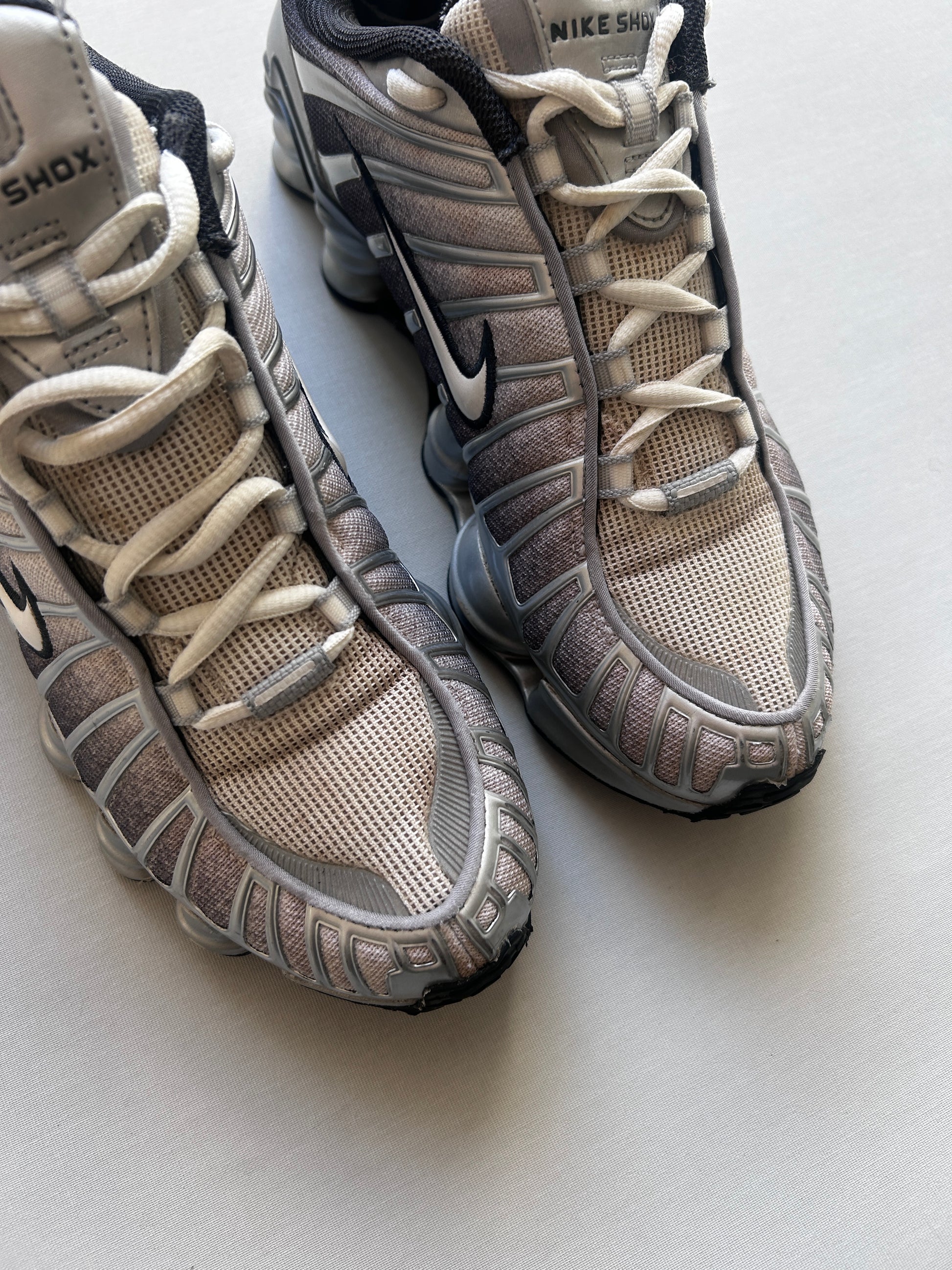 NIKE SHOX TL “METALLIC SILVER” 43EU