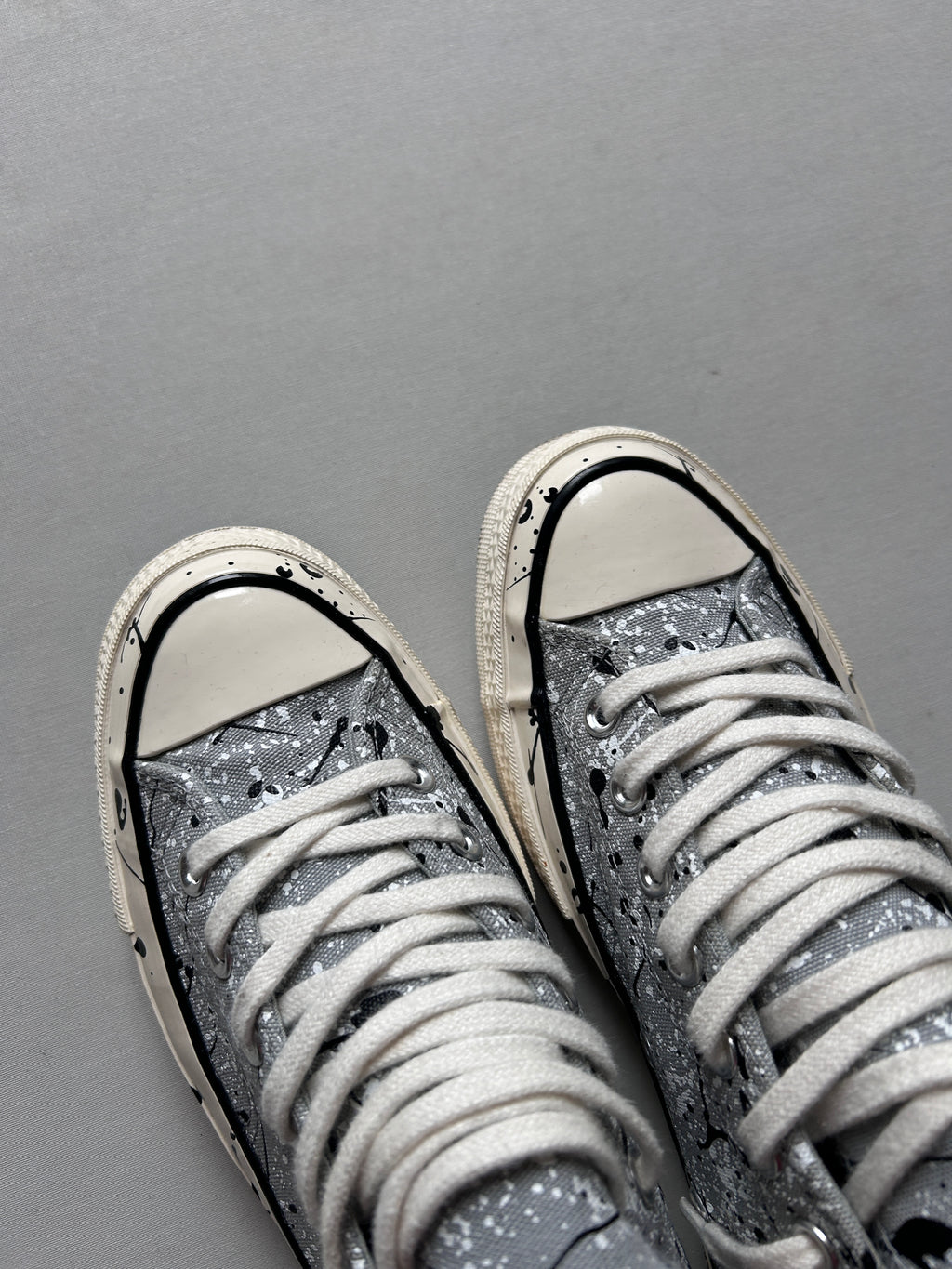 CONVERSE CHUCK 70 PAINT SPLATTER GREY (42EU)