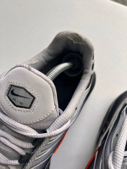 AIR MAX PLUS “GREY PICANTE RED” 45EU