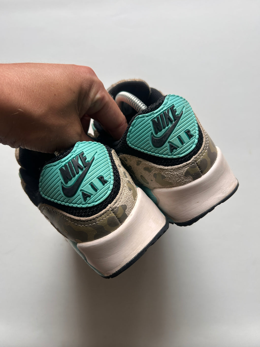 AIR MAX 90 CAMO “AURORA GREEN” 42,5EU