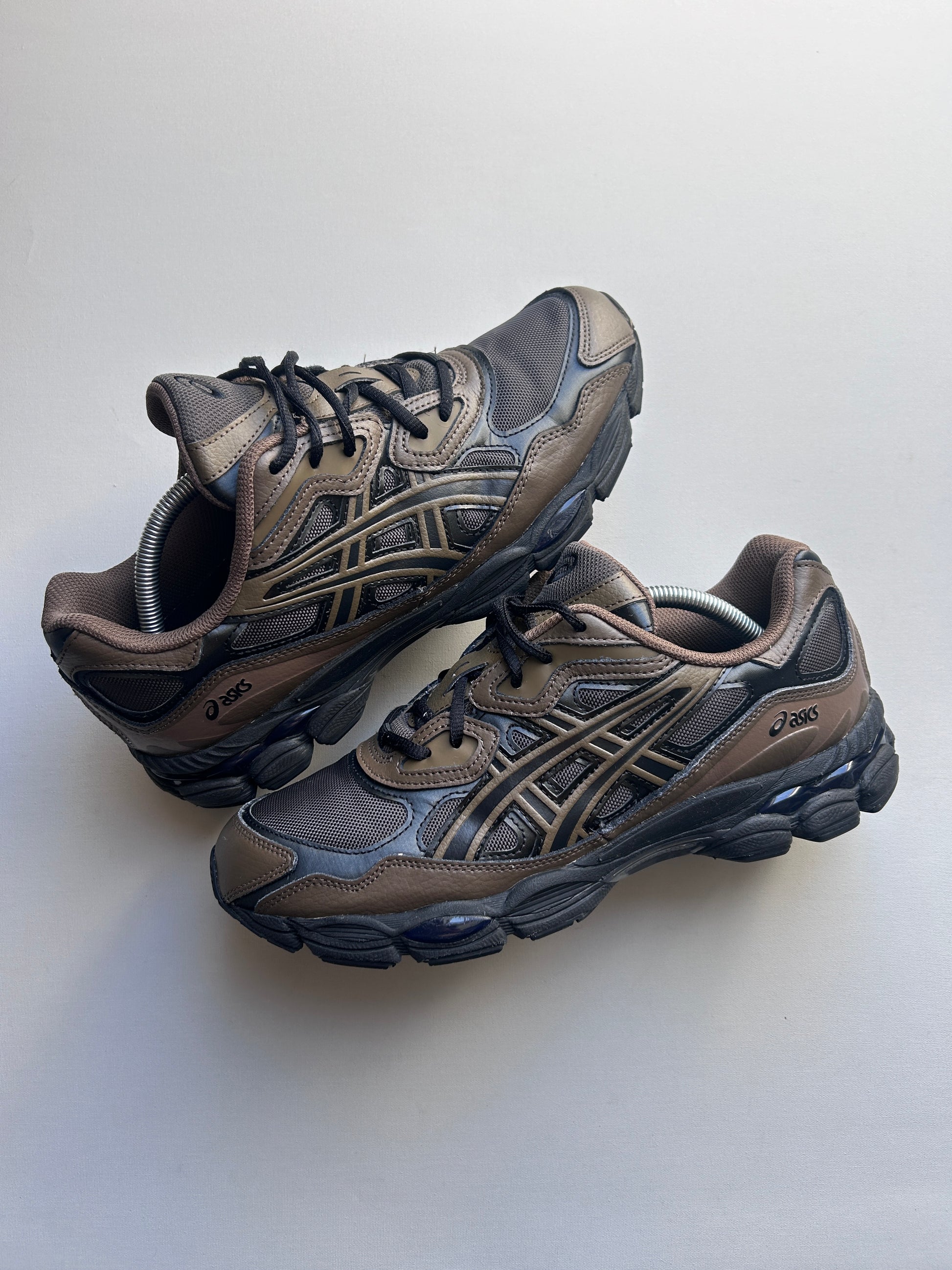 ASICS GEL NYC “DARK SEPIA” 44EU