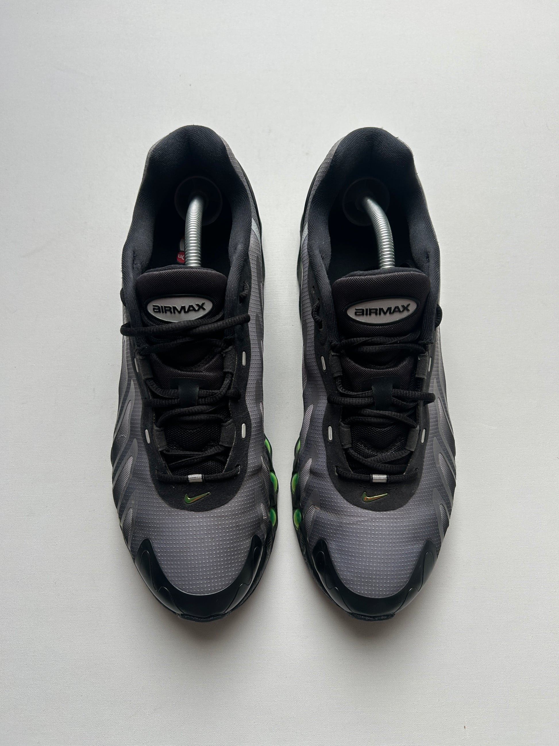 AIR MAX DN8 “BLACK/VOLT” 44,5EU