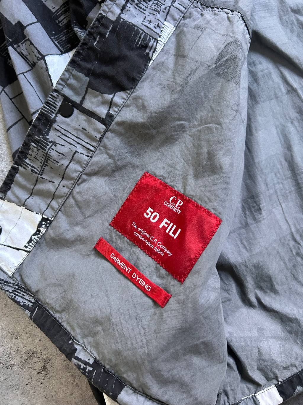 CP COMPANY 50 FILI MUTATED CAMO OVERSHIRT (L)