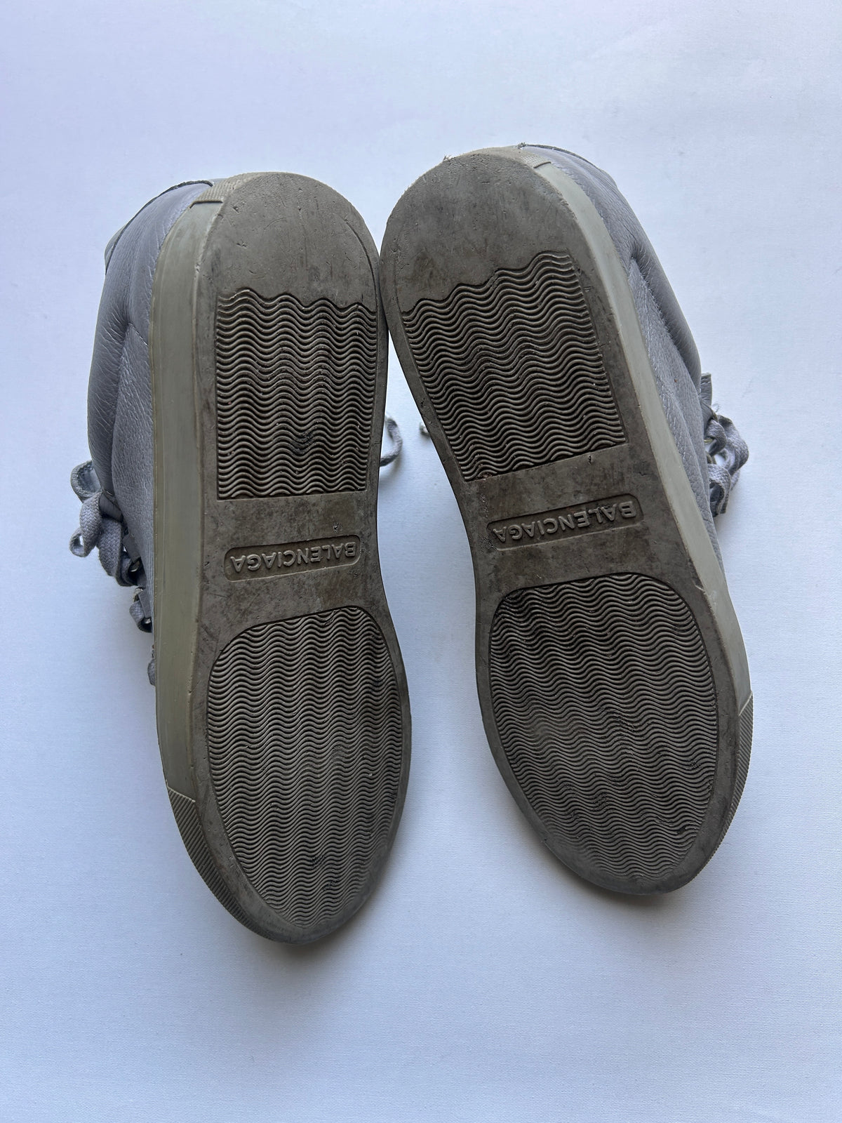 BALENCIAGA ARENA LOW GRÅ (42EU)