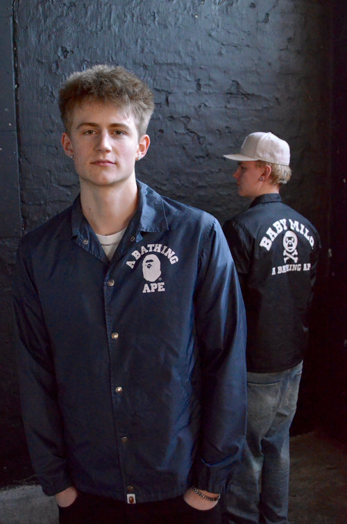 A BATHING APE COACH JACKET NAVY (L)