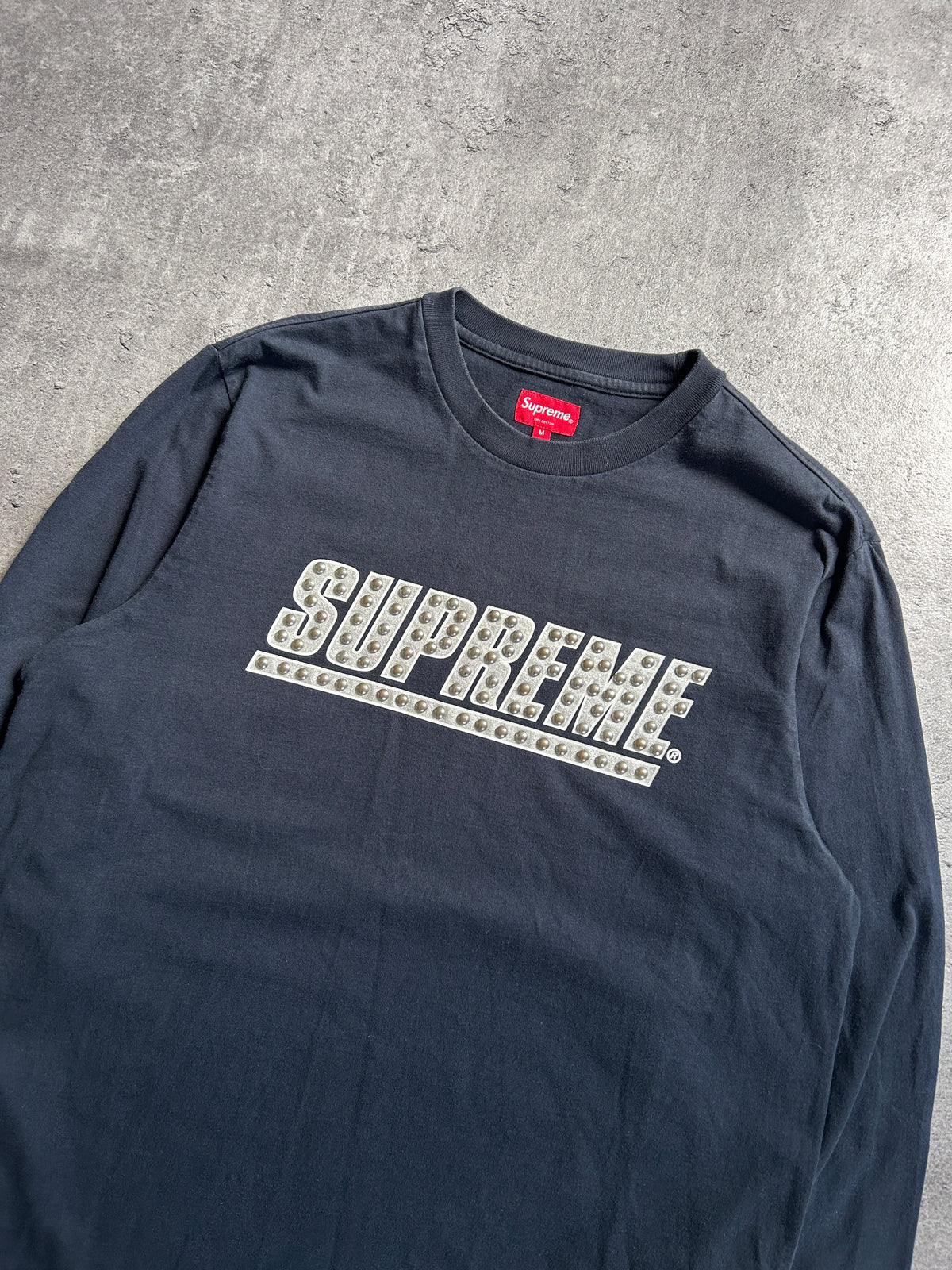 SUPREME STUDDED LONGSLEEVE (M)