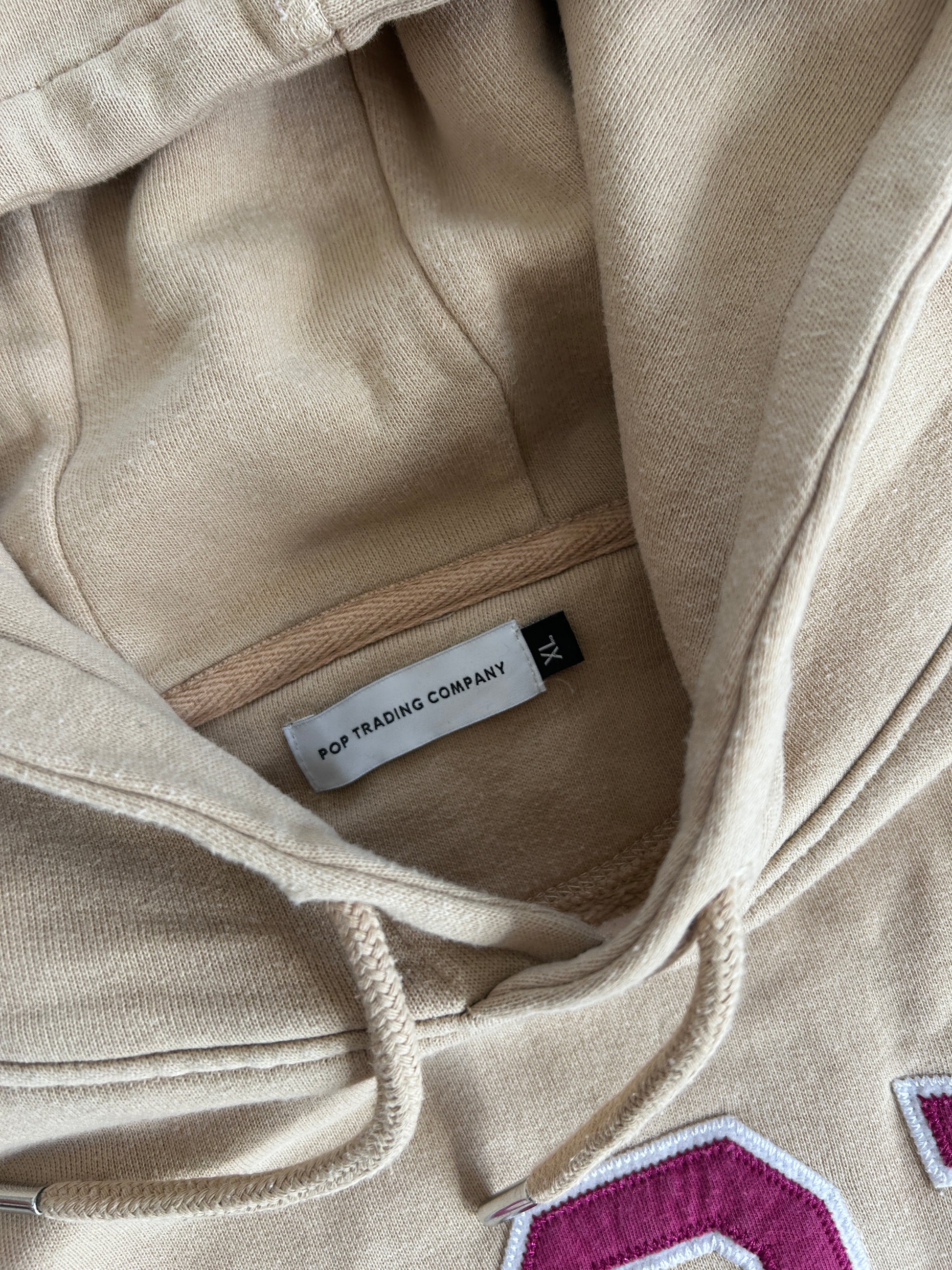 POP TRADING COMPANY HOODIE (XL)