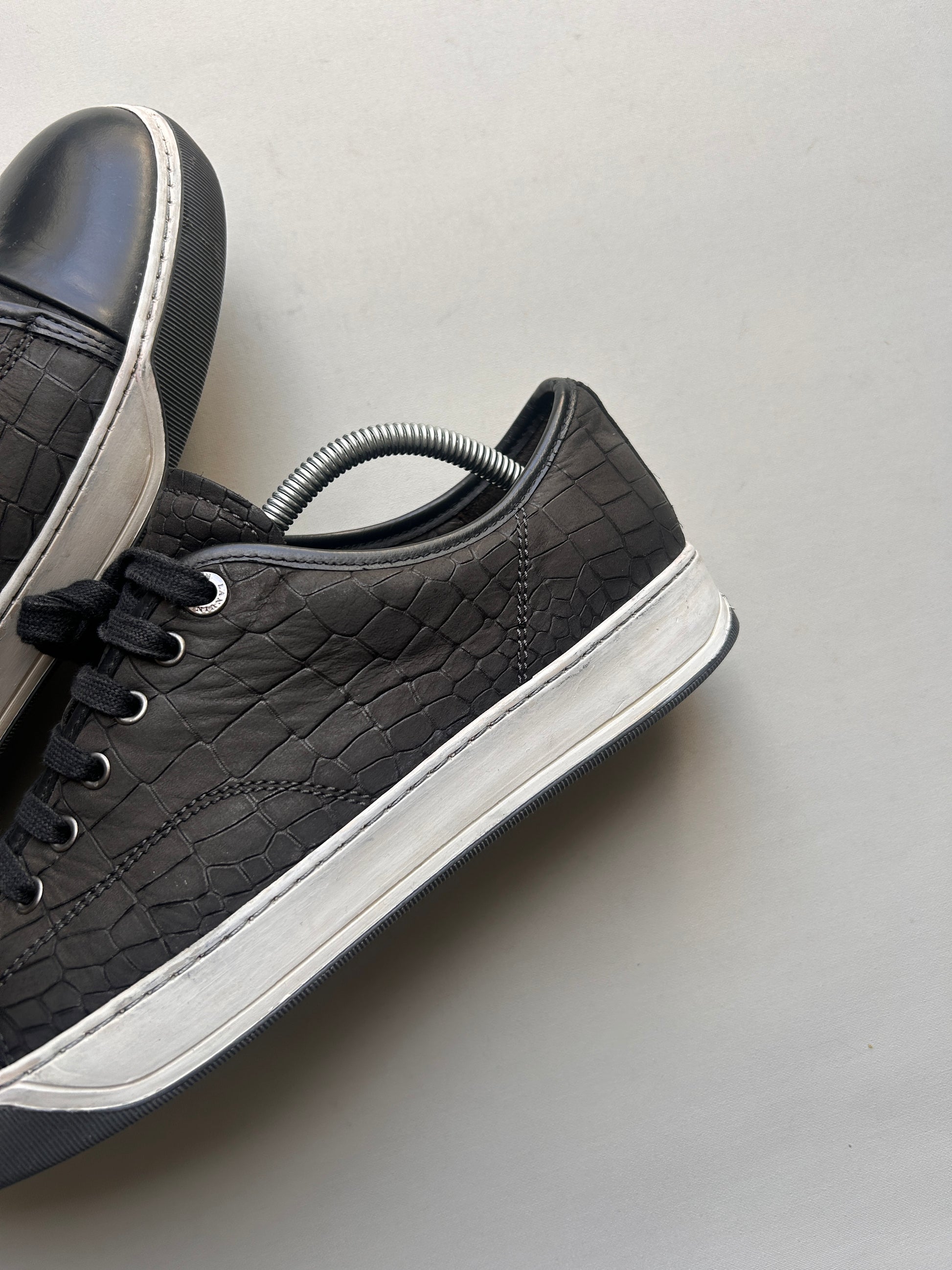 LANVIN DB11 CROC SKIN (43EU)