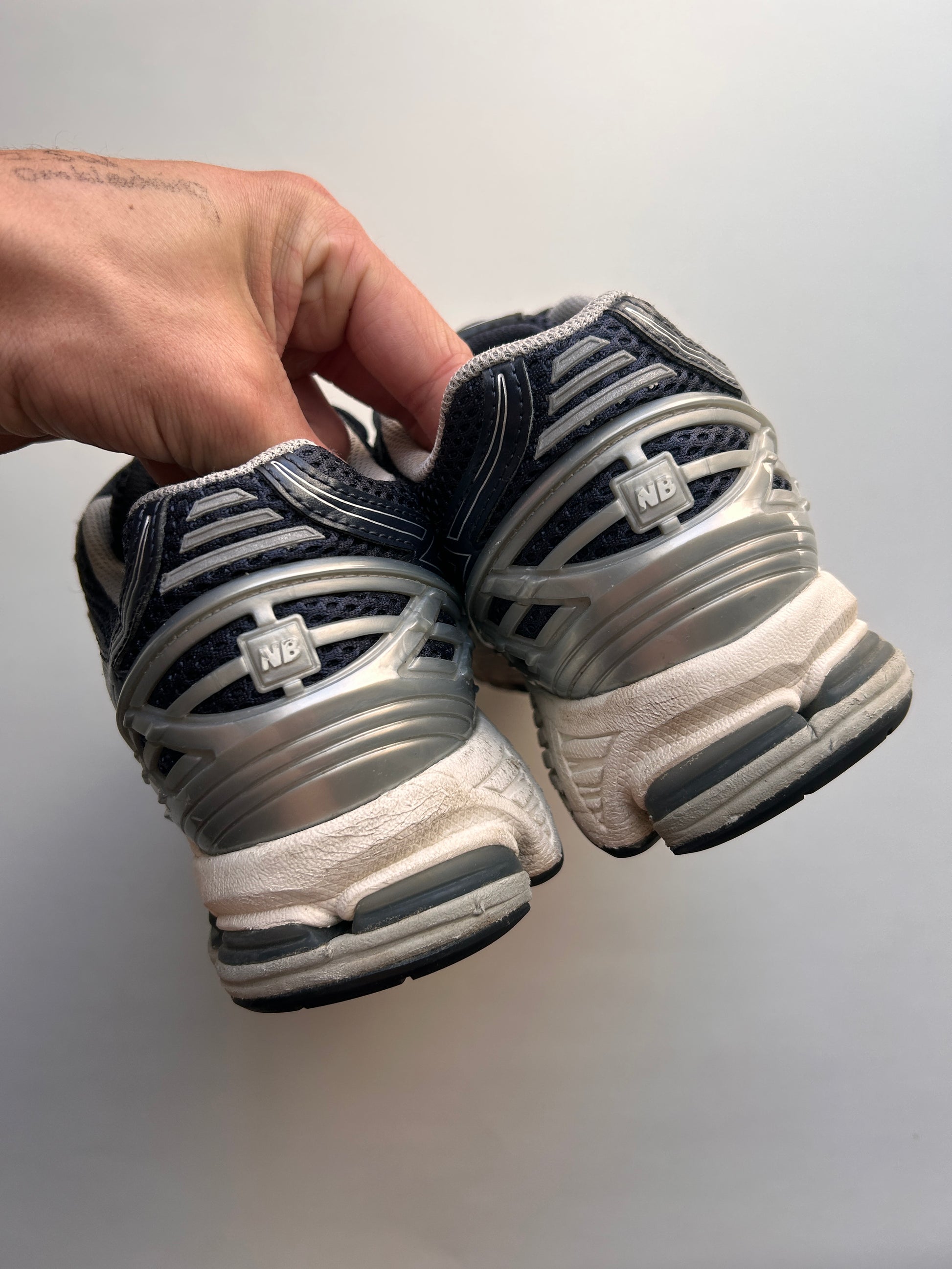 NB1906R “ECLIPSE” 44,5EU