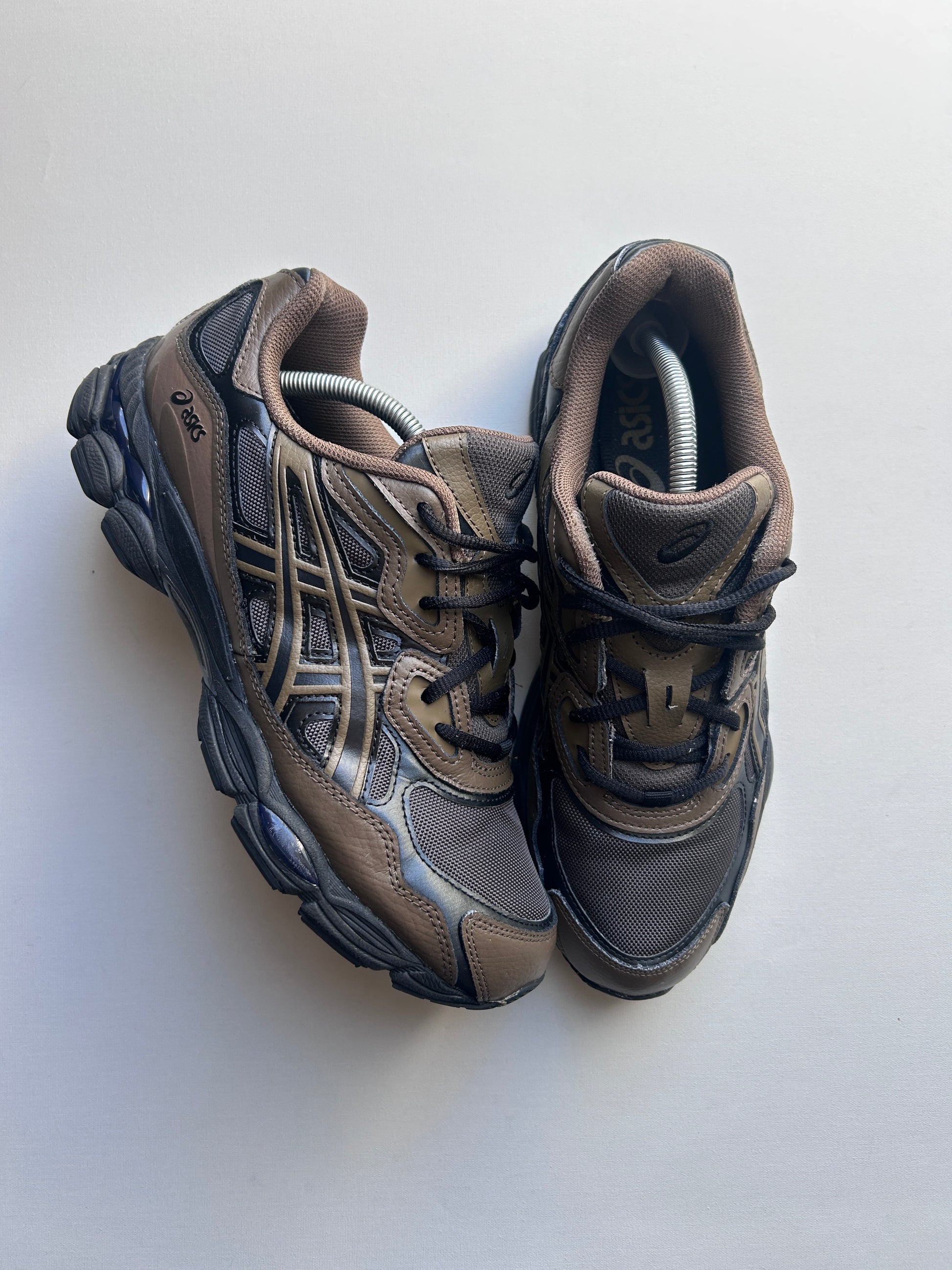 ASICS GEL NYC “DARK SEPIA” 44EU
