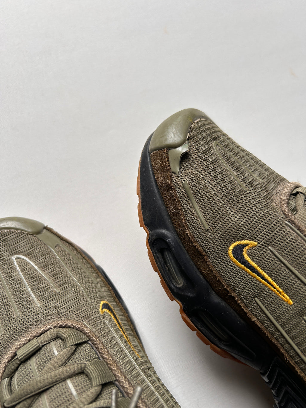 AIR MAX PLUS 3 “OLIVE” 42,5EU