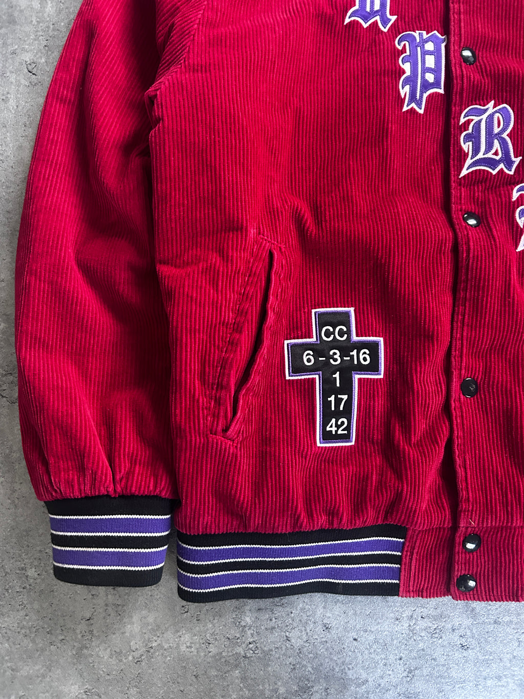SUPREME OLD ENGLISH CORDUROY VARSITY JACKET (M)