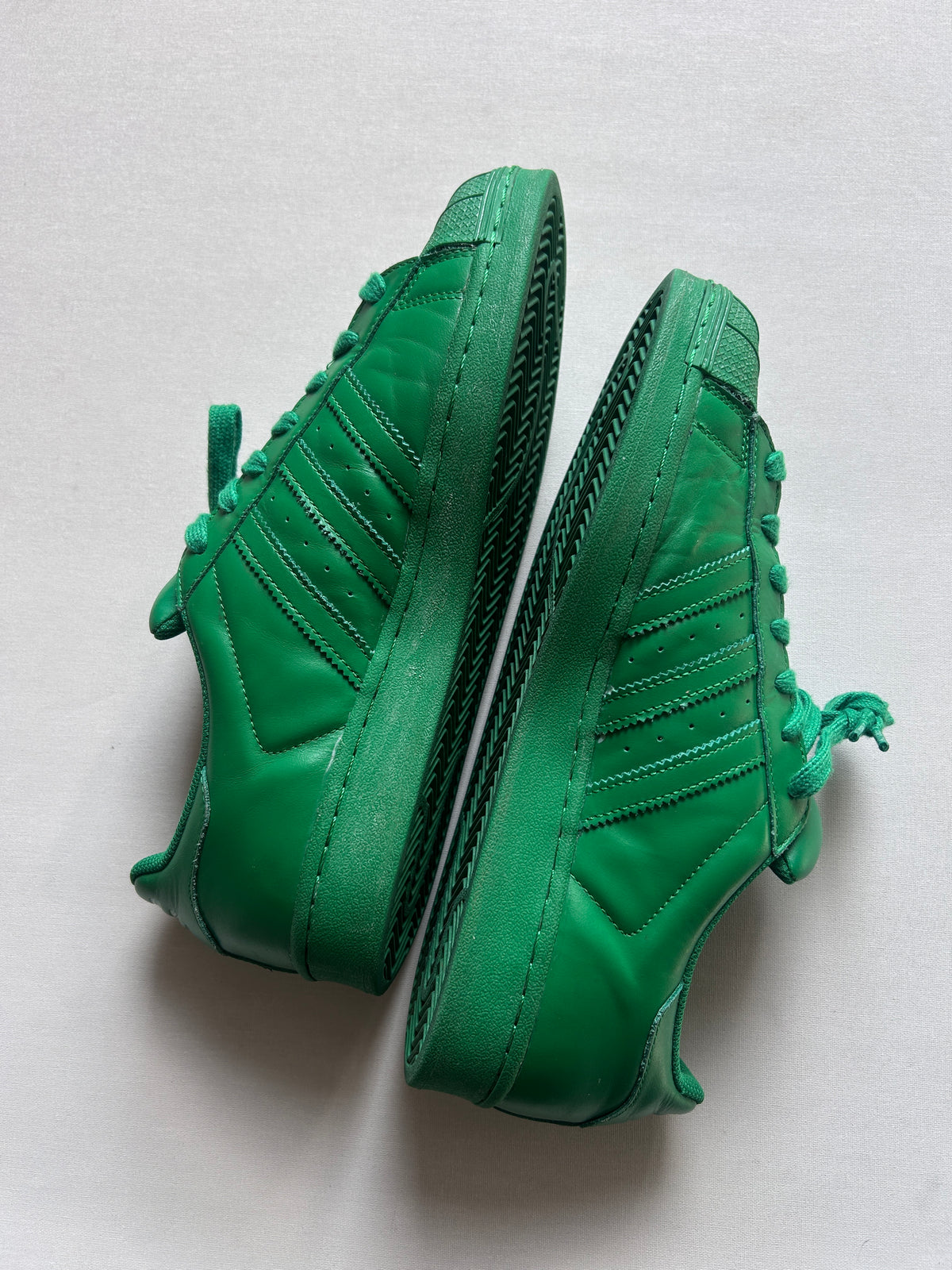 ADIDAS SUPERSTAR X PHARELL WILLIAMS (44,5EU)
