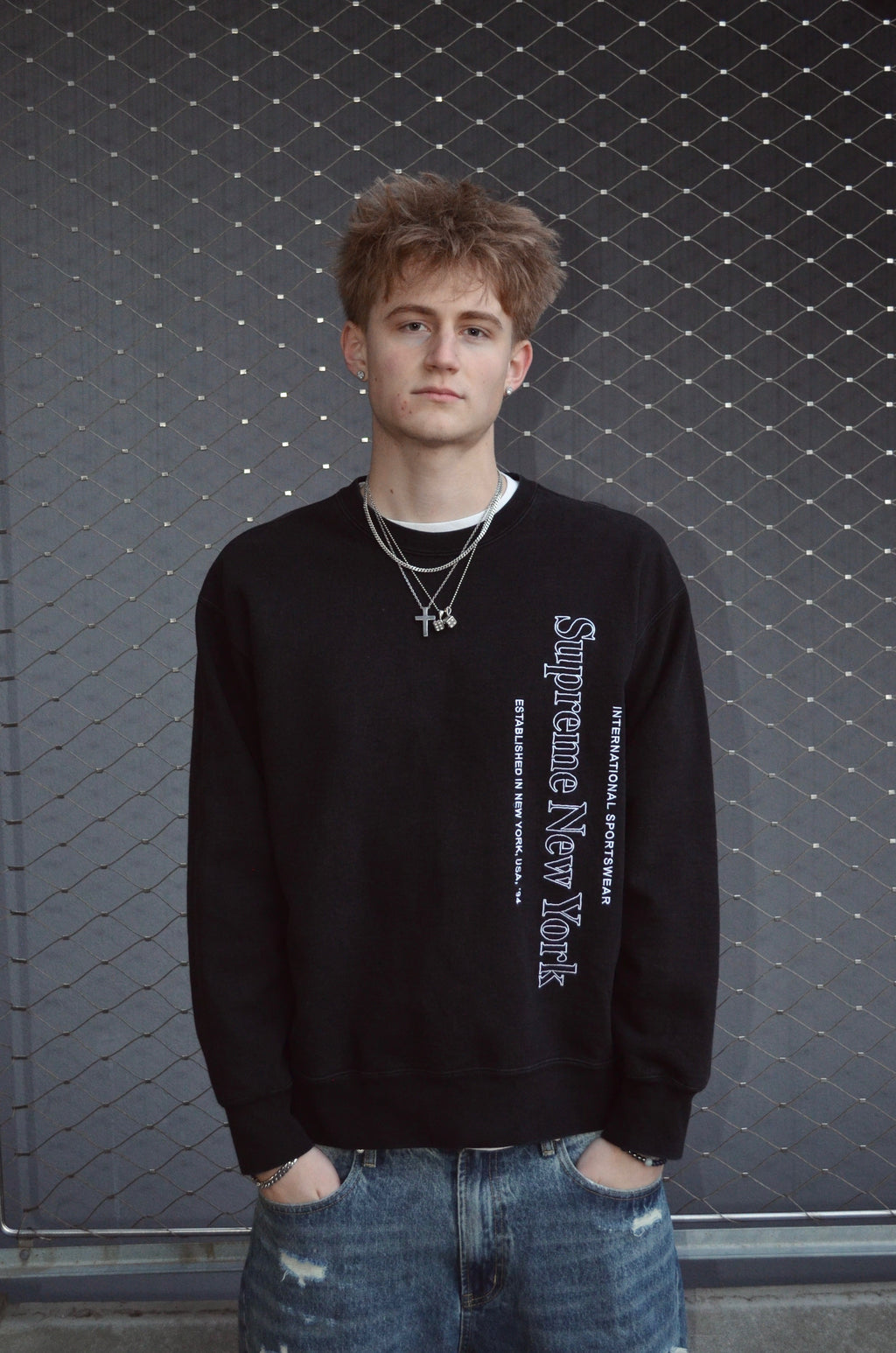 SUPREME SIDE LOGO CREWNECK (L)