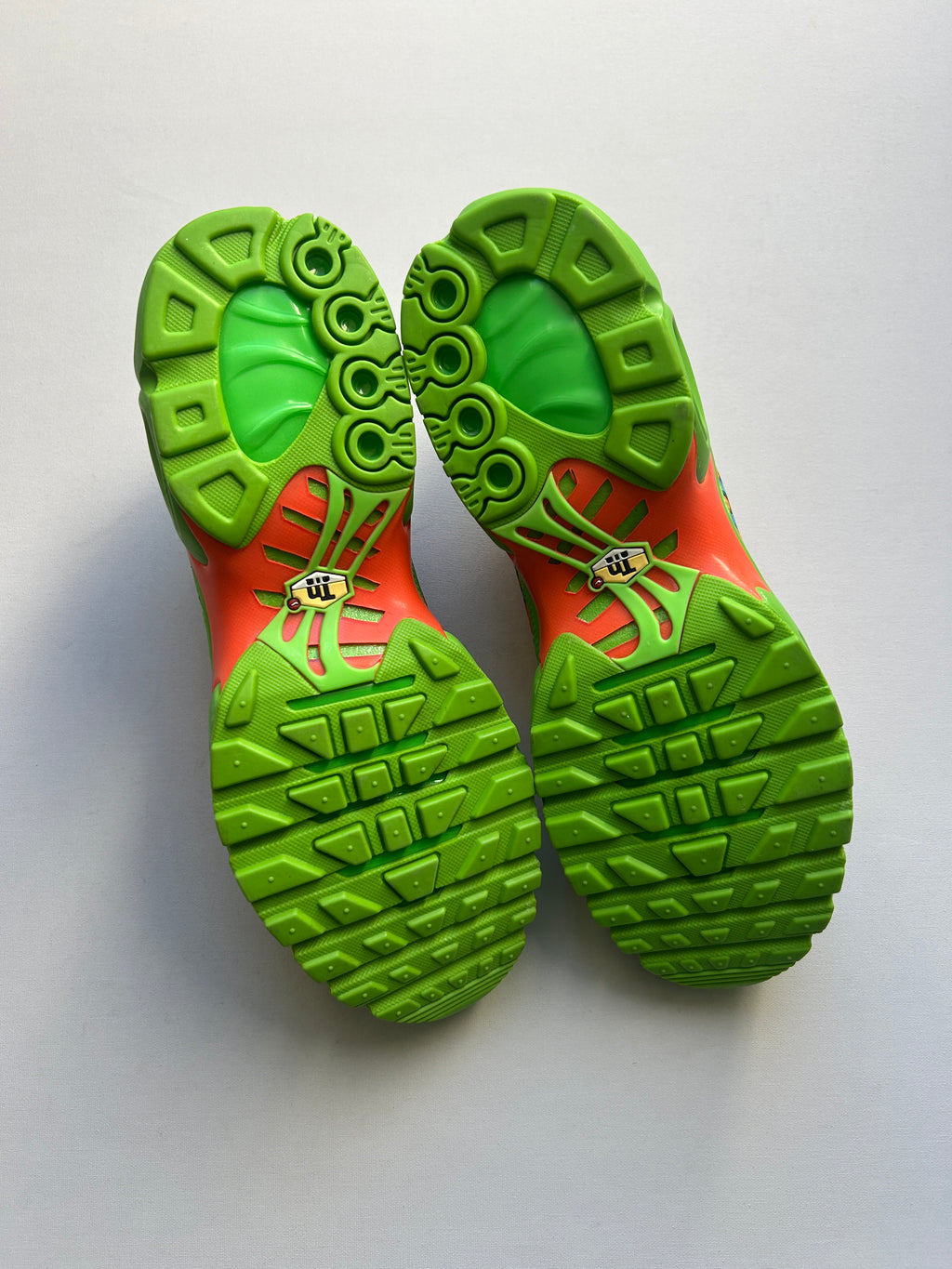 AIR MAX PLUS X SUPREME “GREEN” 43EU