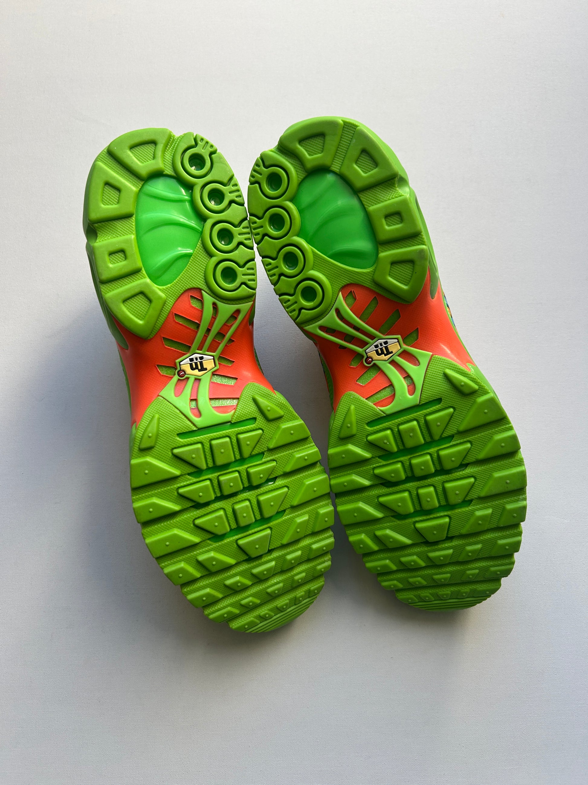 AIR MAX PLUS X SUPREME “GREEN” 43EU