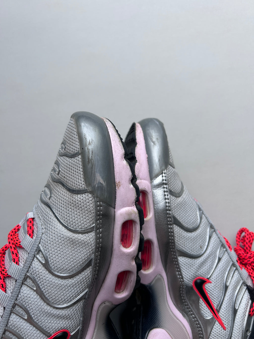 AIR MAX PLUS “METALLIC CRIMSON” 39EU