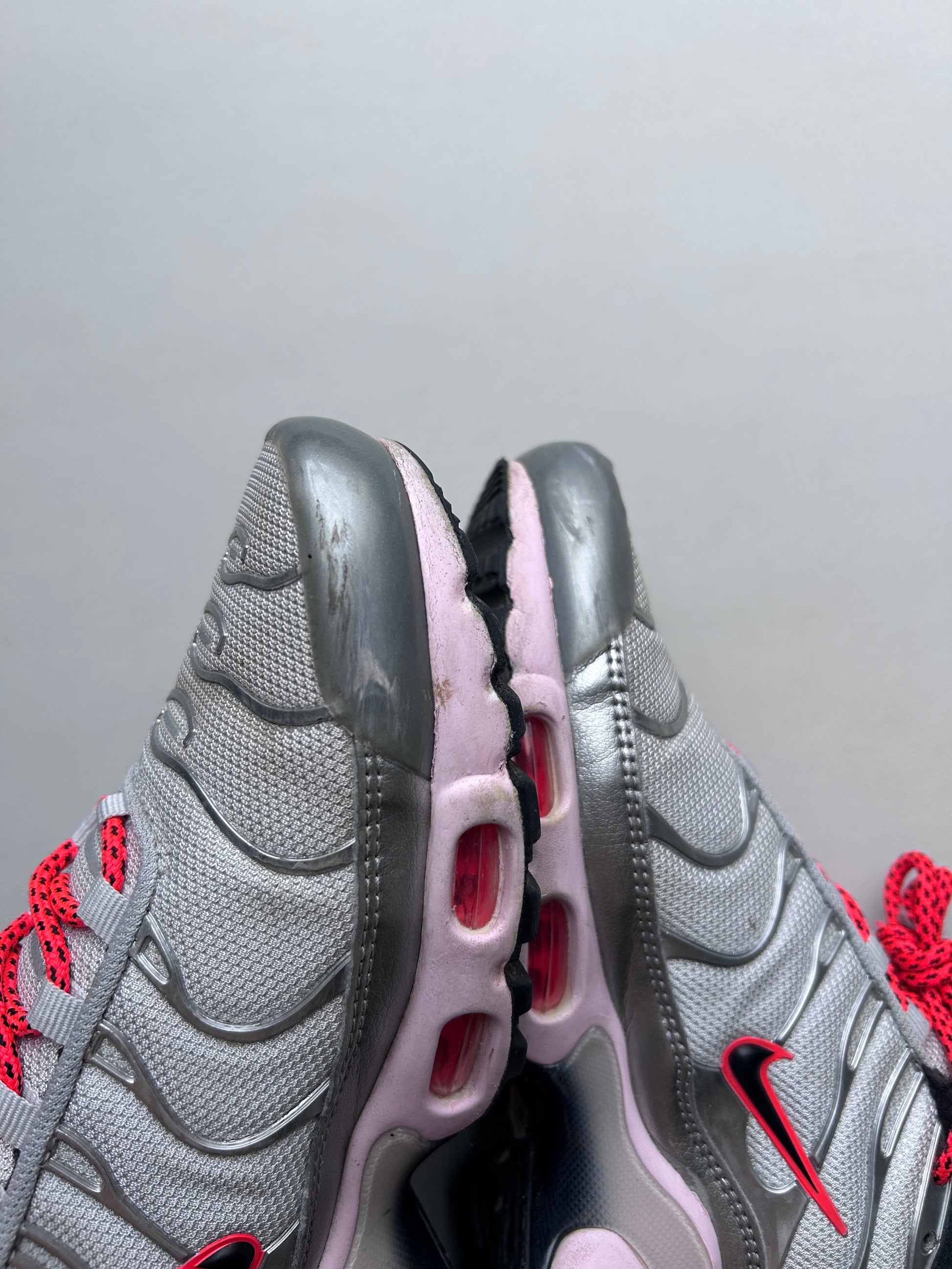 AIR MAX PLUS “METALLIC CRIMSON” 39EU