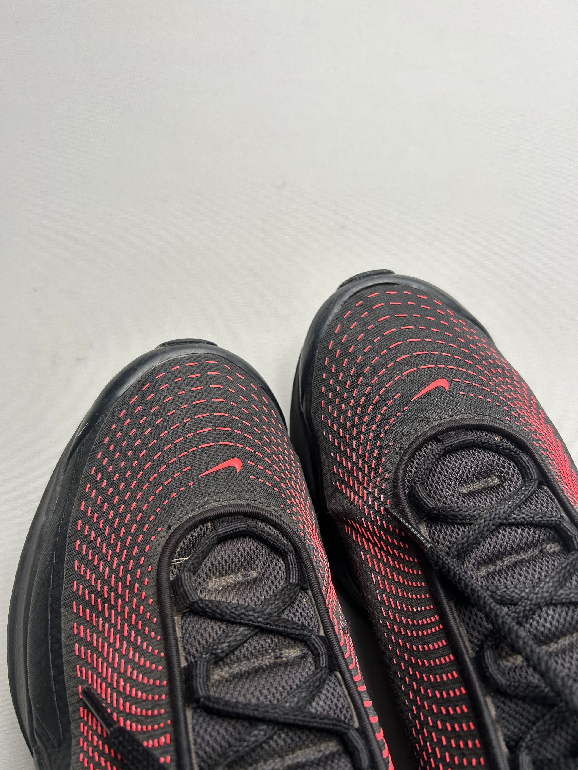 AIR MAX DN “BLACK/RED” 46EU