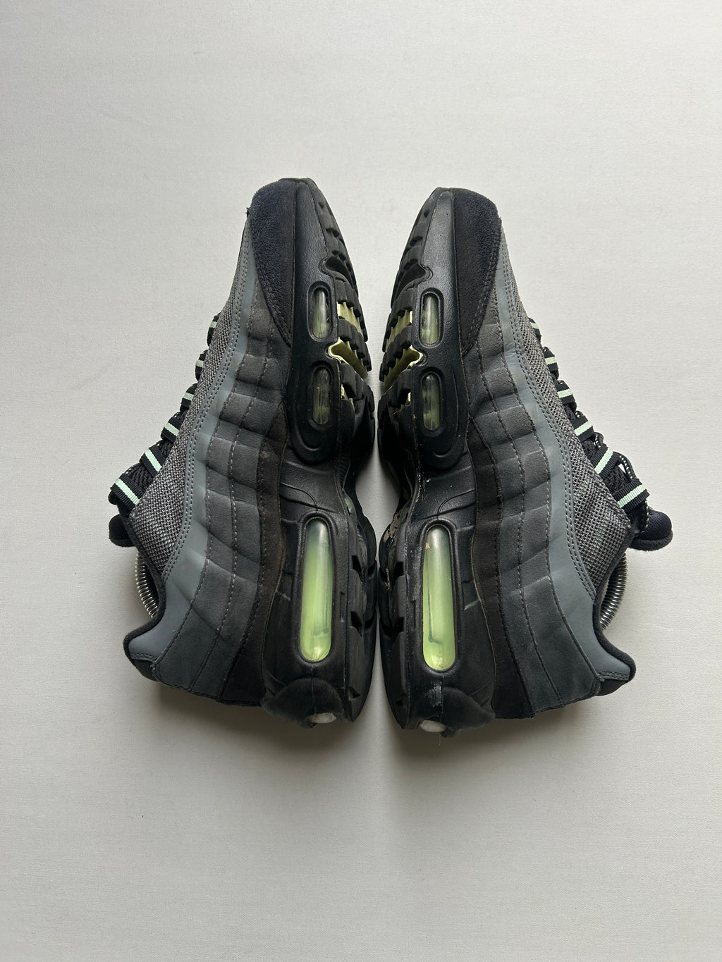AIR MAX 95 “VAPOR GREEN” 41EU