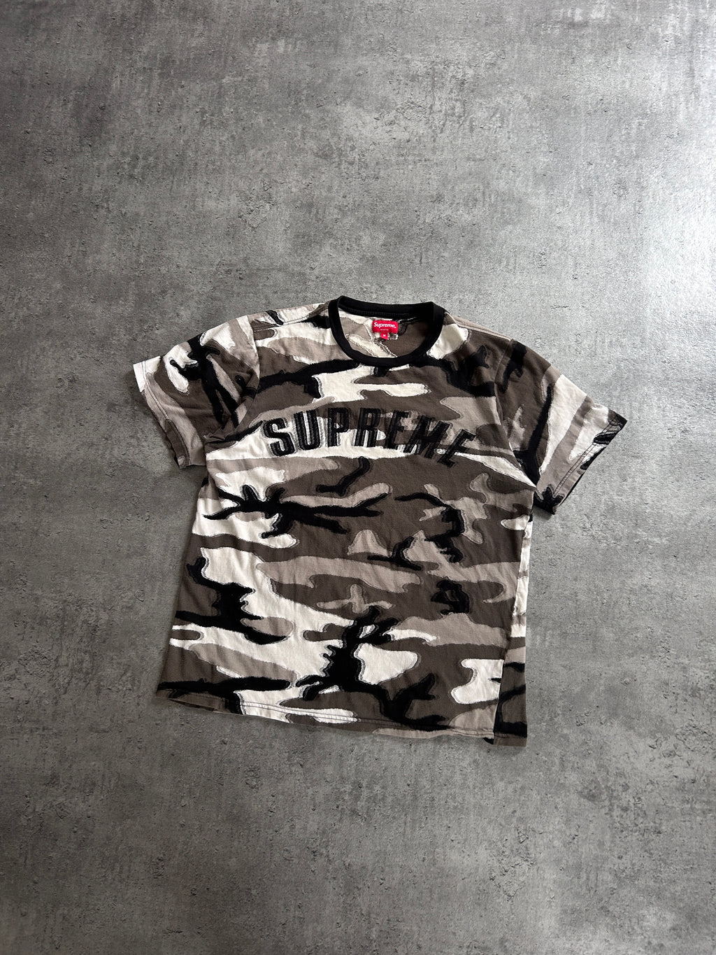 SUPREME INTARSIA CAMO TEE (M)