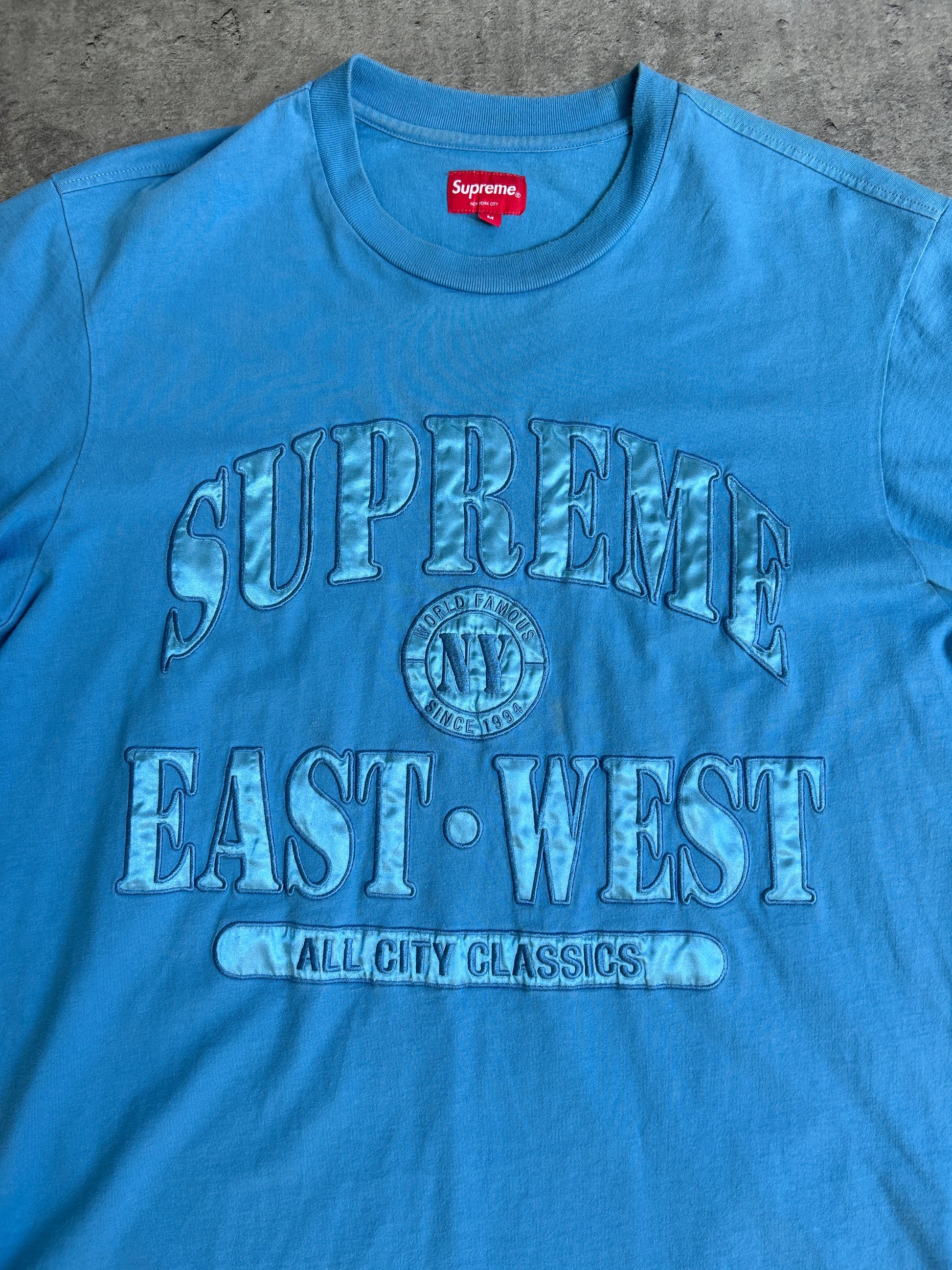 SUPREME EAST WEST TEE (M)