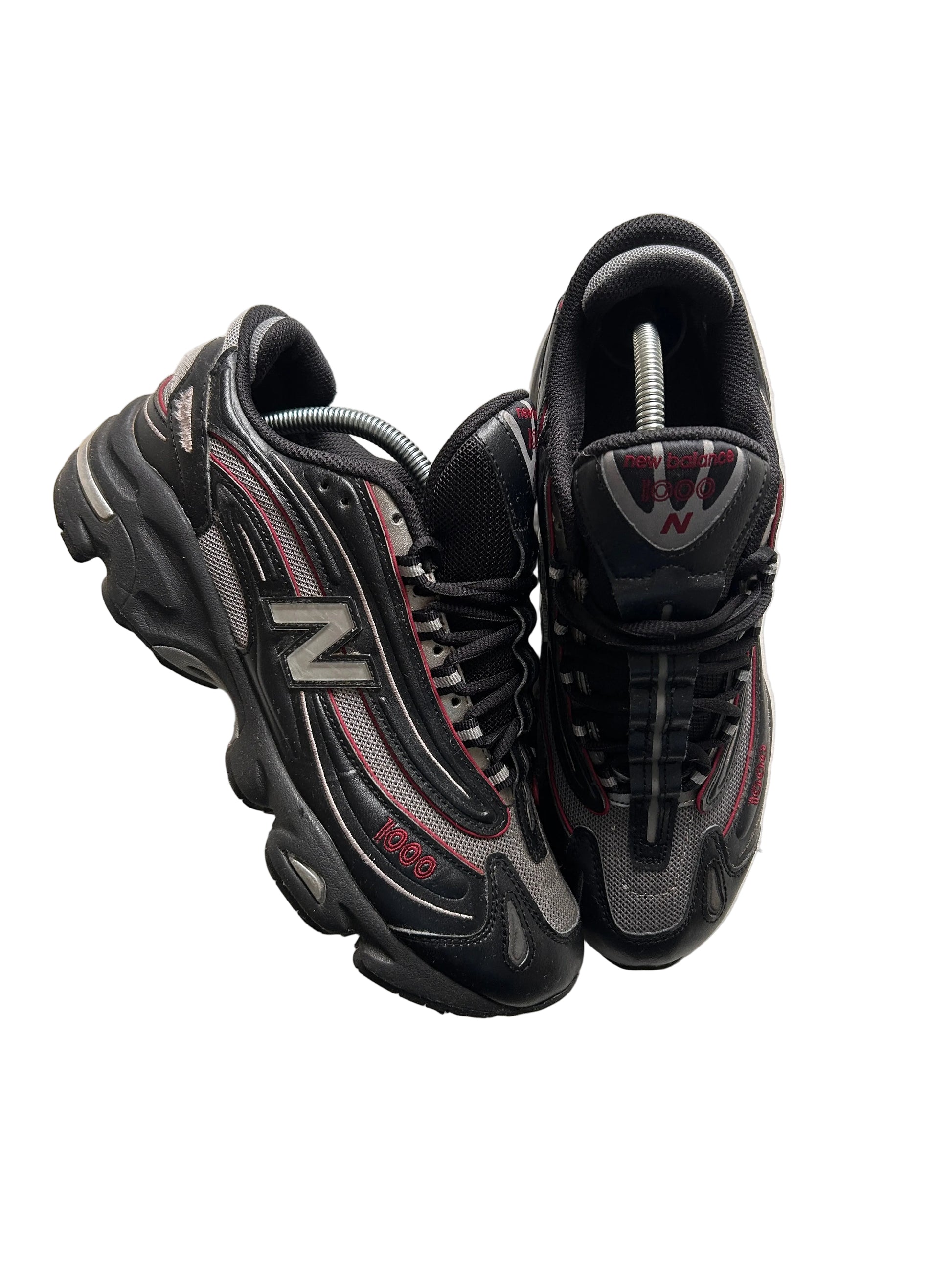 NB1000 “BLACK/RED” 42,5EU
