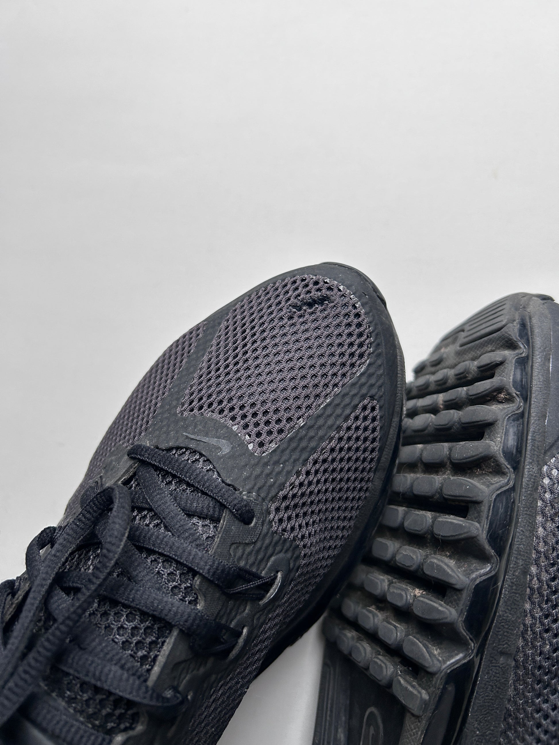 AIR MAX 2013 “TRIPLE BLACK” 46EU