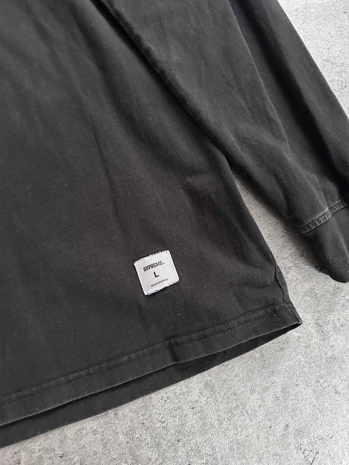 SUPREME TRADEMARK LONGSLEEVE (L)
