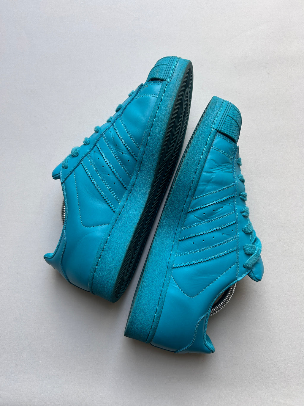PHARELL SUPERSTAR TURQUOISE (44EU)